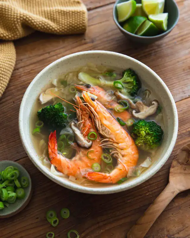 Bouillon aux crevettes