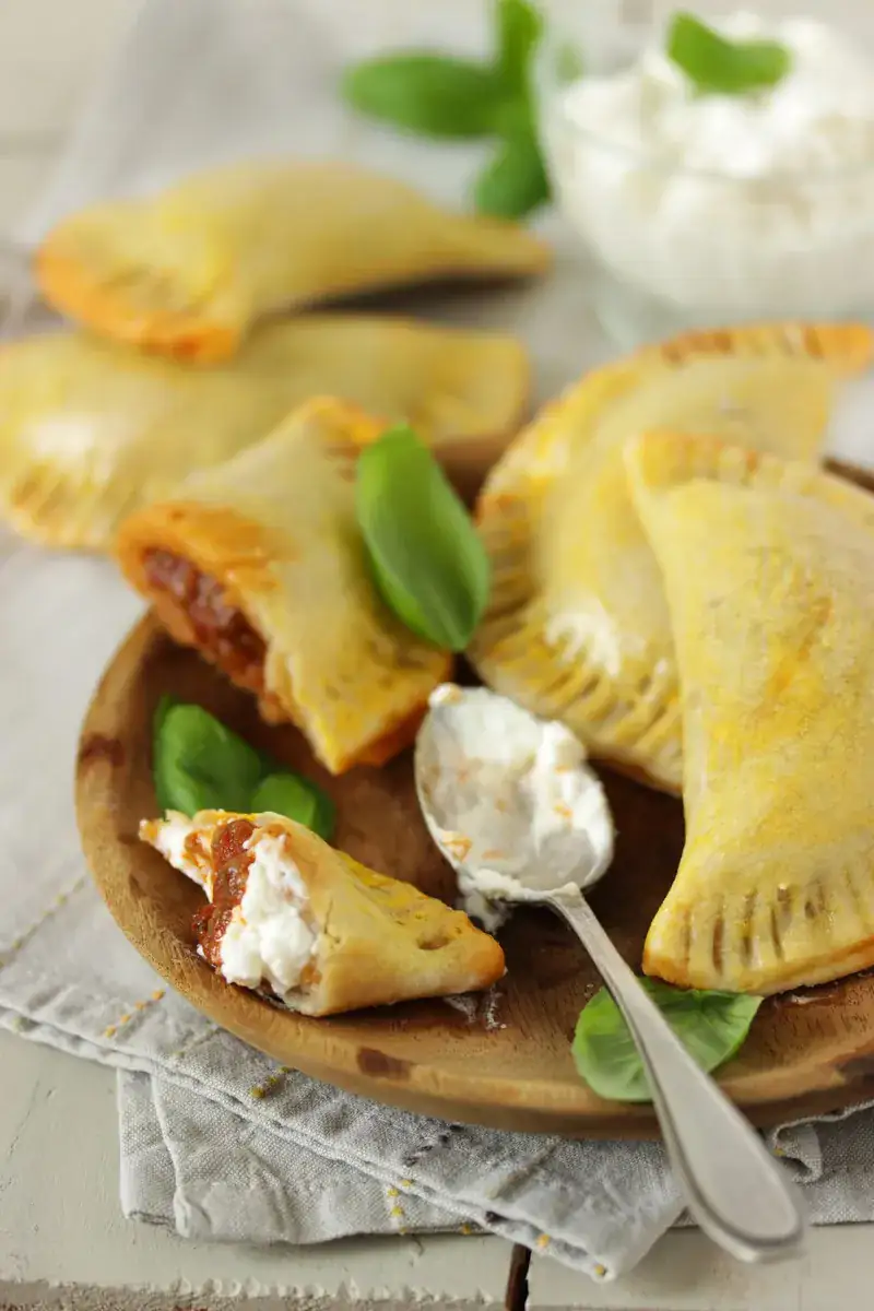 Empenadas à la riste d'aubergines et ricotta