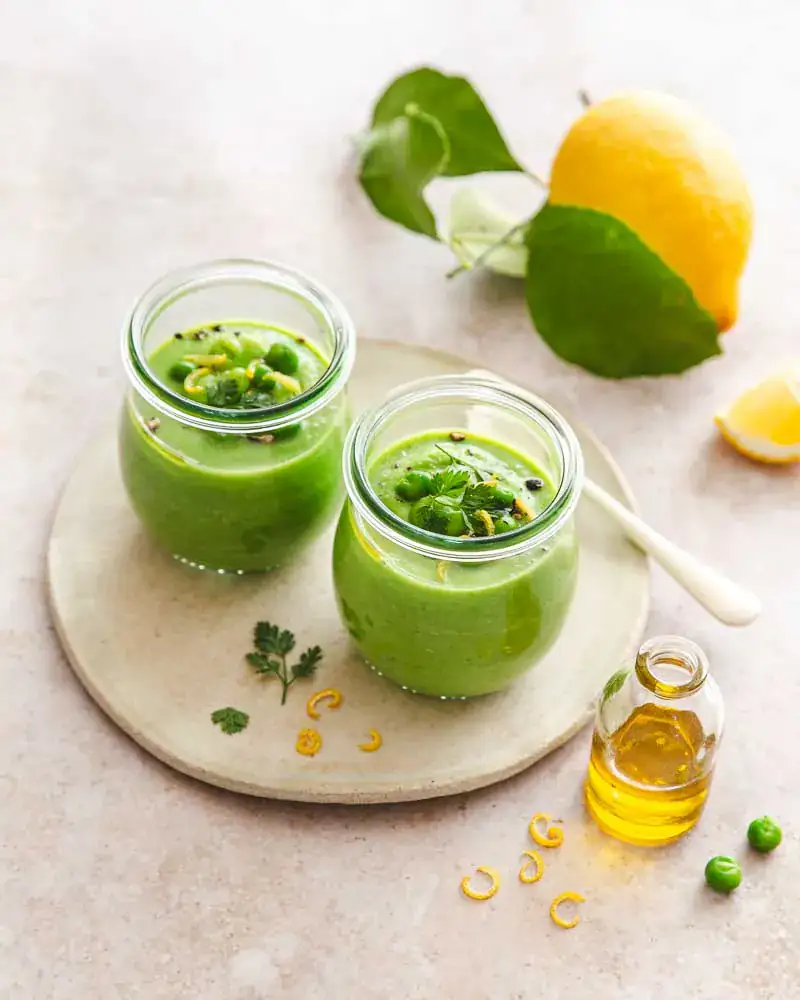 Velouté de petits pois au citron